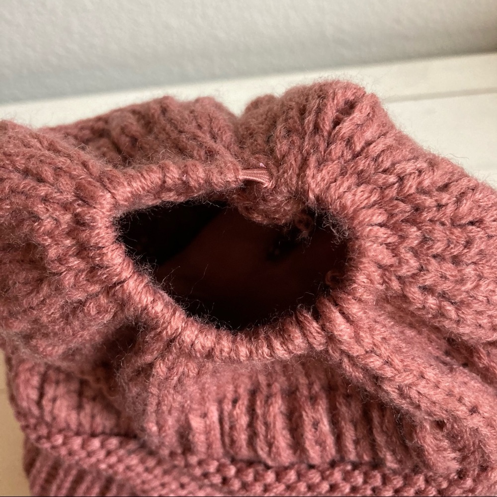 CC Exclusives Beanie Tail Knit Hat - Picture 4 of 5